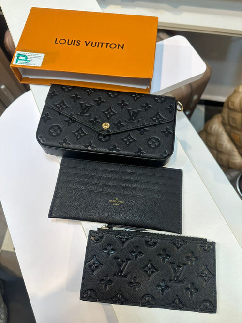 LOUIS VUITTON pochette felicie