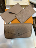 LOUIS VUITTON pochette felicie